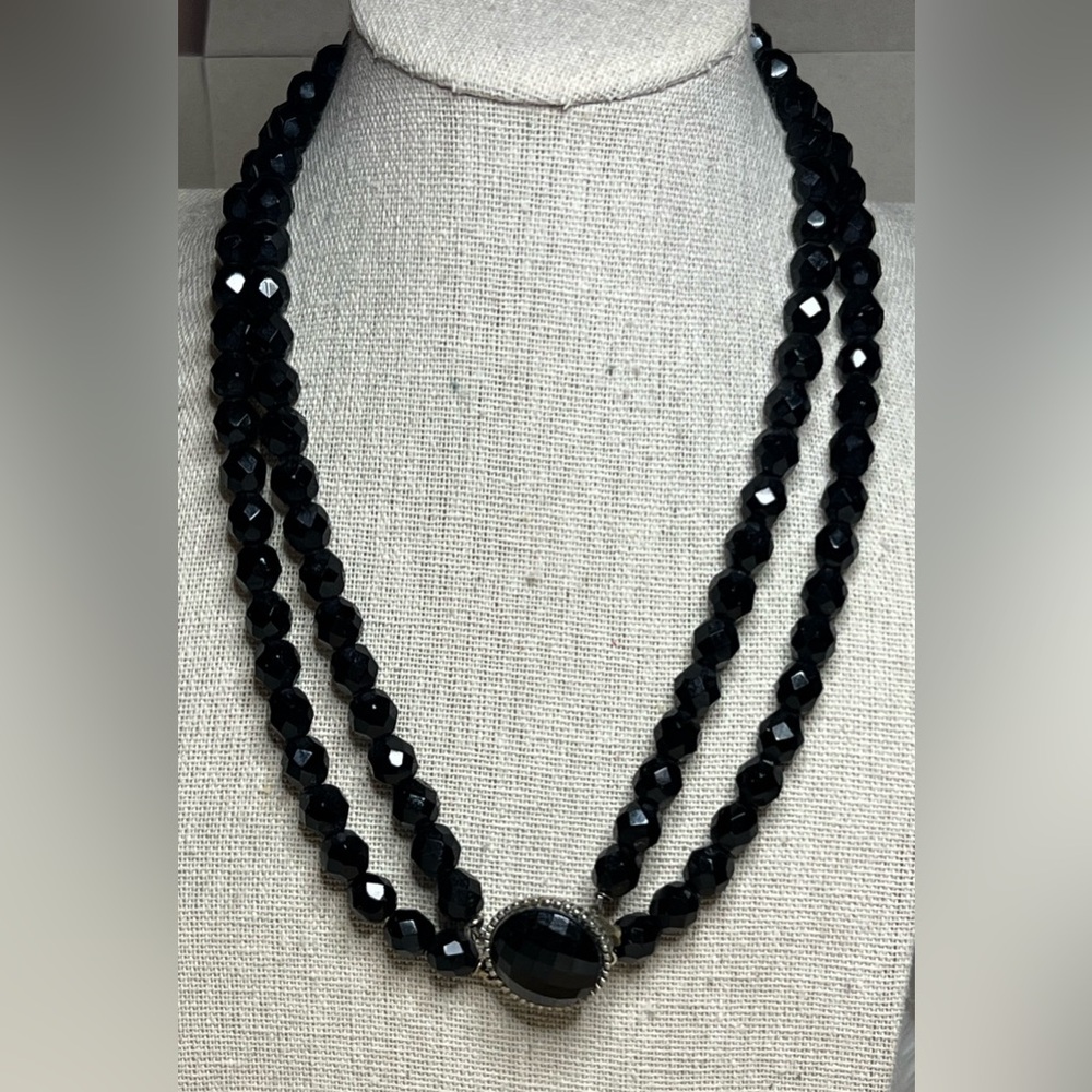Vintage classic faceted double strand glass bead necklace
